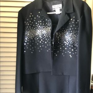 SOLD 🛑Black dress size 12